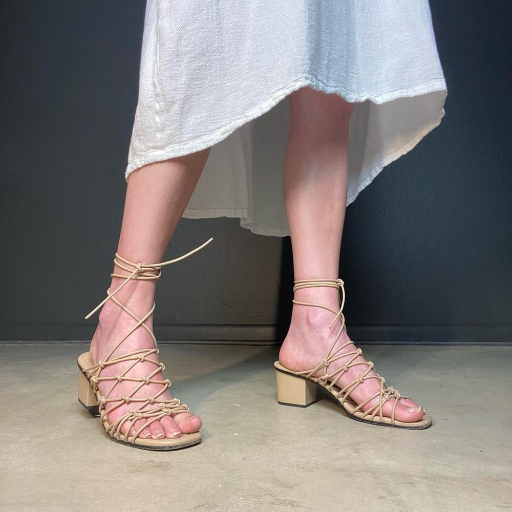 Chloé 'Jamie' Knot Wrap Sandal in Cream